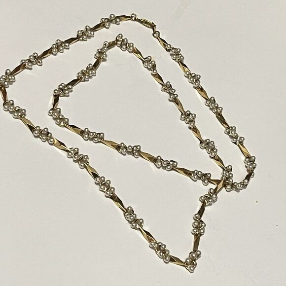 Gold Multifaceted Faux Pearl 14” Necklace Dainty Minimal Casual Office - Picture 1 of 5